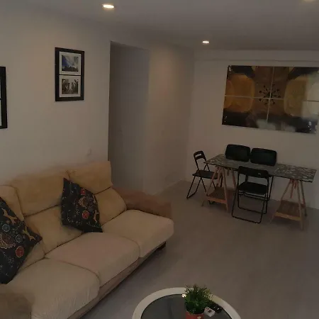Apartment Carmen Station Malaga